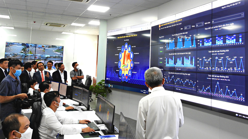 2022050406 Trung tâm IOC giúp tương tác, giao tiếp phục vụ công dân