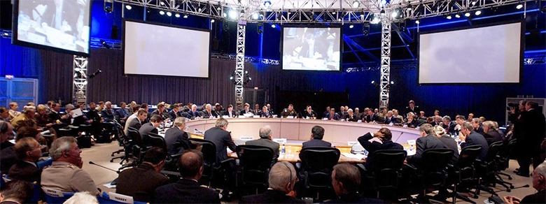 Hệ thống âm thanh hội thảo và phiên dịch có thể phục vụ nhiều mục đích khác nhau, từ họp nội bộ, đào tạo đến làm việc với đối tác quốc tế.