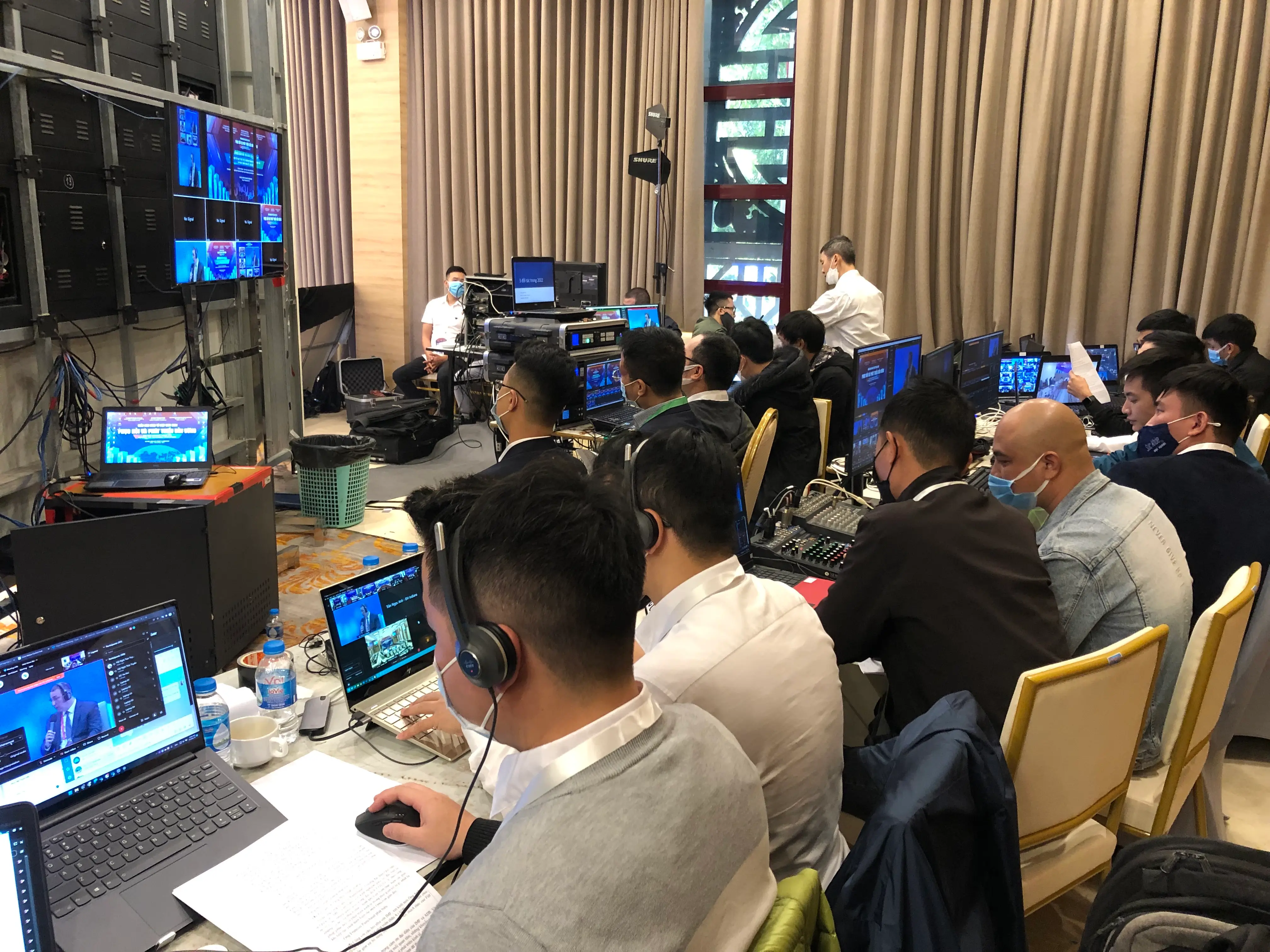 Ademax vinh hạnh được đồng hành và hỗ trợ vận hành hội nghị trực tuyến tại Trung tâm Hội nghị quốc tế năm 2021