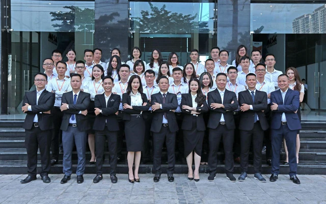 Đội ngũ chuyên gia của Ademax tiếp cận giải pháp âm thanh biểu diễn theo hướng tư vấn và thiết kế đồng bộ, xuất phát từ nhu cầu vận hành thực tế của từng không gian.