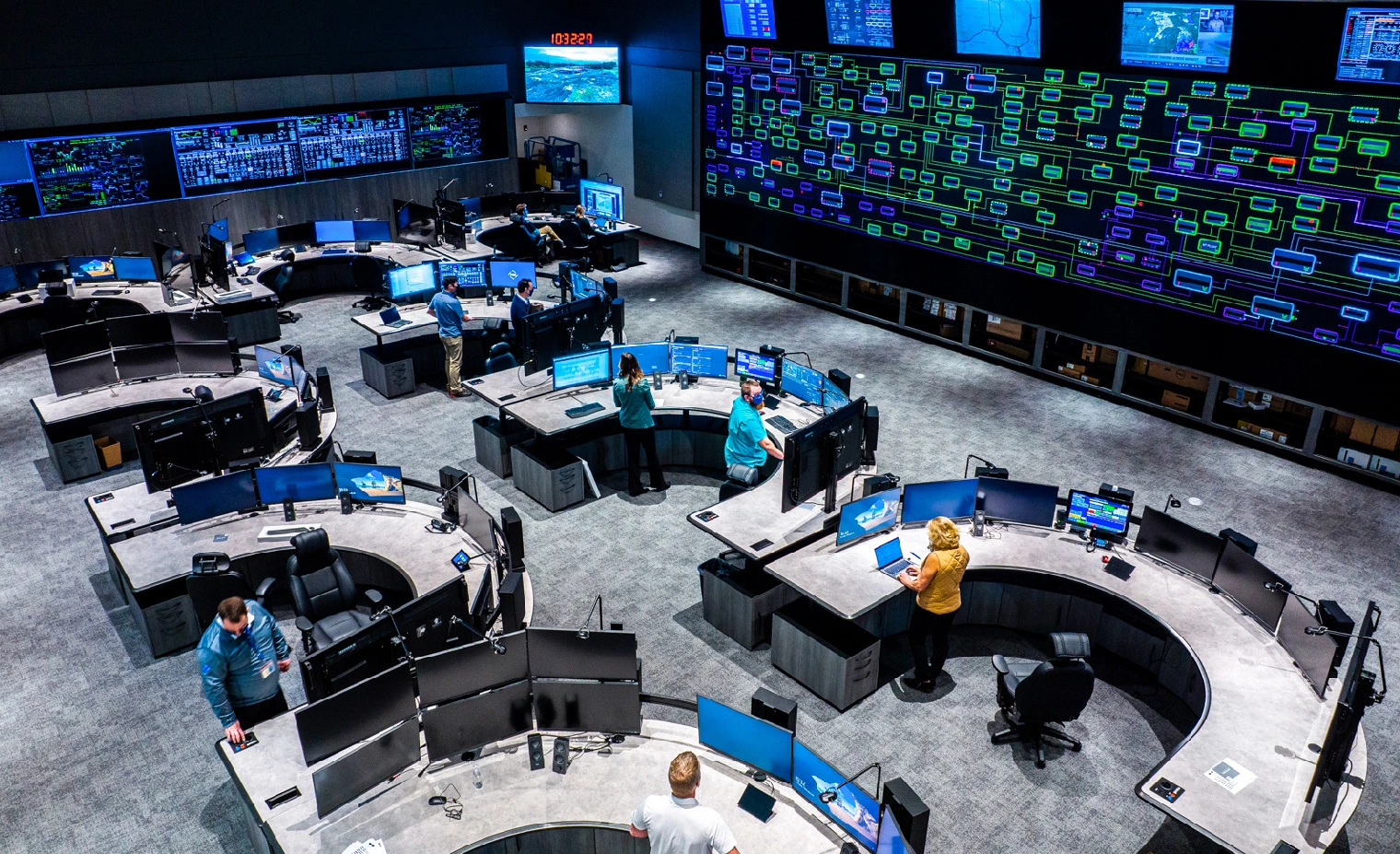 GIẢI PHÁP TRUNG TÂM ĐIỀU HÀNH IOC – NỀN TẢNG QUẢN LÝ VÀ ĐIỀU HÀNH 4.0 THÔNG MINH CHO CHÍNH QUYỀN VÀ TỔ CHỨC