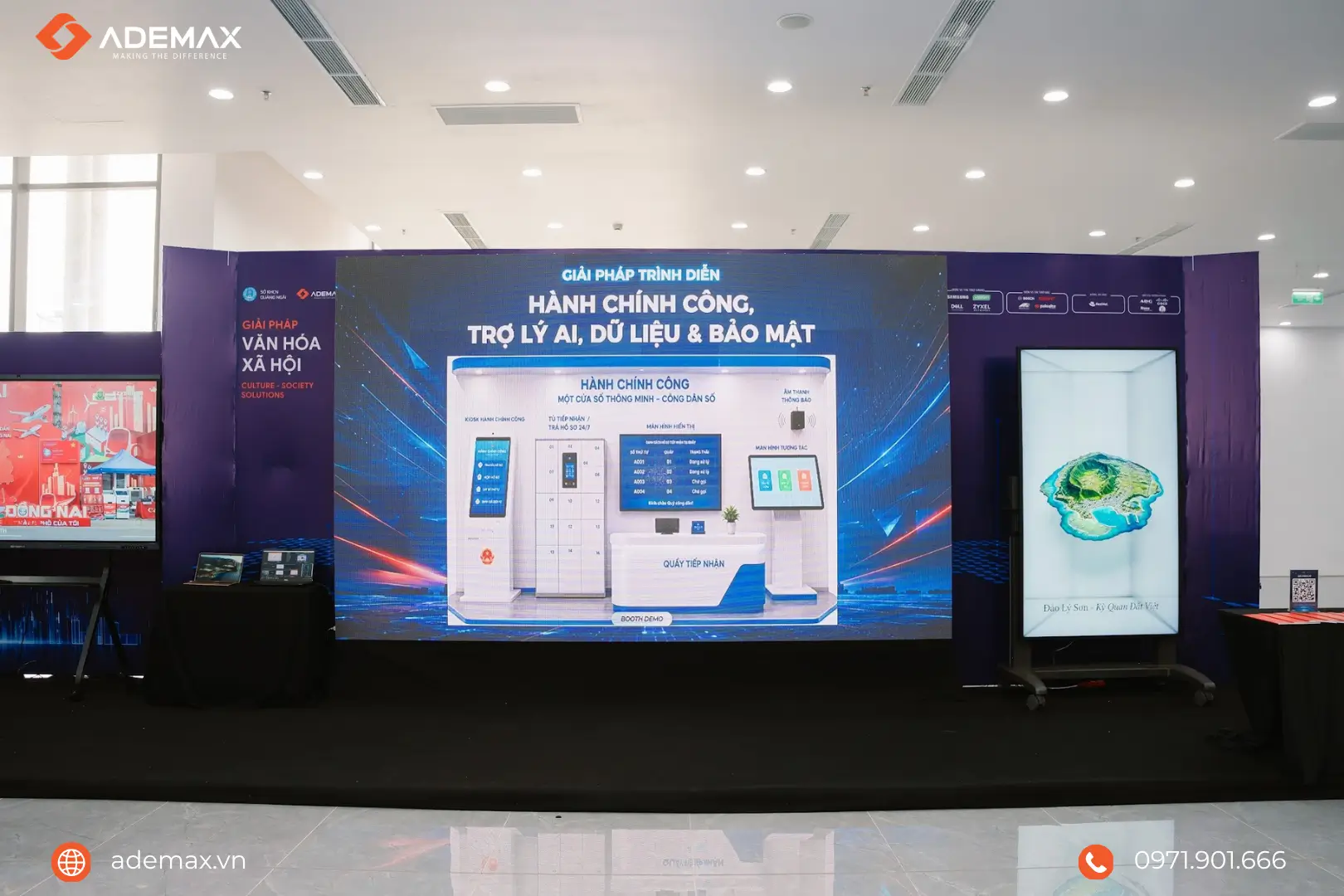 Nhìn lại sự kiện chuyển đổi số tại Quảng Ngãi qua 4 con số: 200+ khách mời, 15 thương hiệu, 8 khu vực demo và 19 giải pháp công nghệ.